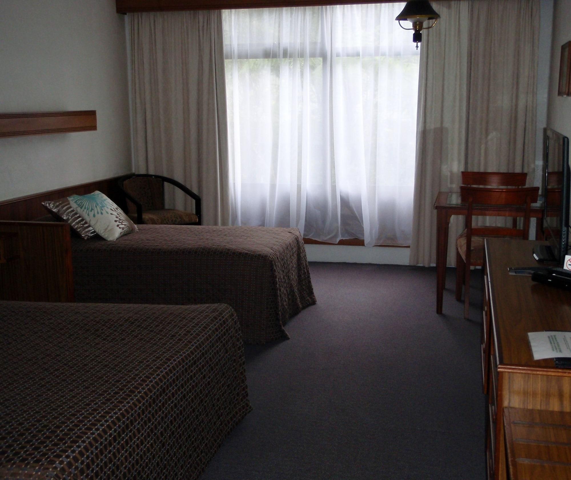 West Coaster Motel Queenstown Exterior photo